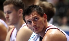 Vīriešu basketbola izlase Slovākijā pagarina uzvaru sēriju