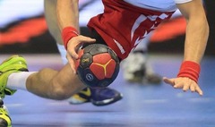Uz Latvijas čempionāta medaļām piesakās vairāki handbola klubi