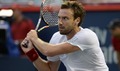 Gulbis nespēj otro reizi nedēļas laikā pieveikt Isneru, zaudējot Bāzeles turnīra pirmajā kārtā