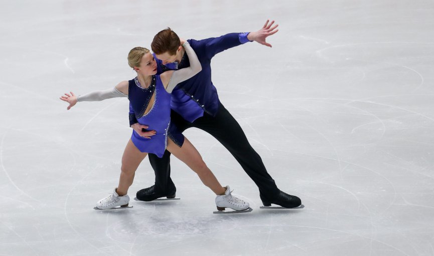 VIDEO: Eiropas daiļslidošanas čempionātā triumfē Krievijas duets Tarasova un Morozovs