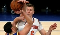 «Knicks» zaudē NBA līderiem Porziņģim sezonā rezultatīvākajā spēlē pie groza