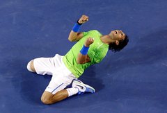 Nadals Australian Open pusfinālā uzveic Federeru