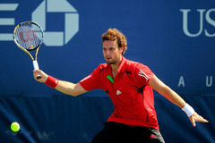 Gulbis Maiami 1.kārtā piekāpjas Sergejam Bubkam