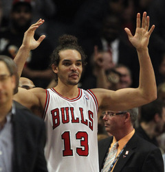 Čikāgas Bulls uzvar NBA regulārajā sezonā, noskaidroti play-off pāri