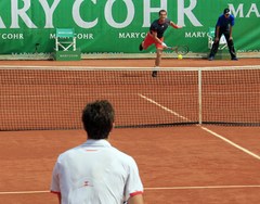 Gulbis paraugspēlē pirms French Open uzveic ATP ranga 4.numuru Mareju