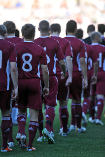 Latvijas futbola izlase viesojas turnīrā cilvēkiem ar īpašām vajadzībām SENI CUP 2012