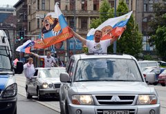Varšavas ielās notikušas Polijas un Krievijas futbola fanu sadursmes