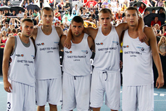 Latvijas komanda Ghetto Family izcīna 3.vietu prestižajā ielu basketbola turnīrā Moscow Open