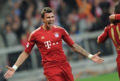 Bayern futbolisti turpina cīnīties bez zaudējumiem jaunajā bundeslīgas sezonā