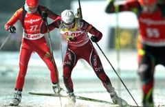 Norvēģijas sieviešu izlase triumfē pasaules čempionāta biatlonā stafetes sacensībās; Vācija ārpus goda pjedestāla
