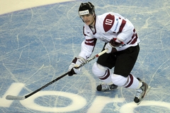 Dārziņš pievienojies Latvijas hokeja izlasei; kandidātu rindās veiktas izmaiņas