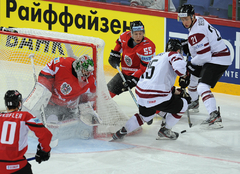 Latvijas hokejisti pēc 14 gadu pārtraukuma zaudē Austrijai pasaules čempionāta spēlē