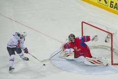 Papildināta (18:05) - ASV hokejisti PČ ceturtdaļfinālā gūst astoņus vārtus un pazemo Krieviju