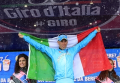Nibali triumfē Giro d’Italia