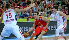 Čempione Spānija ceturtdaļfinālā sagrauj Serbijas basketbolistus