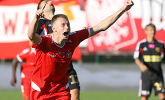 E.Višņakovs līdz 2016.gadam pagarinājis līgumu ar Polijas klubu Widzew