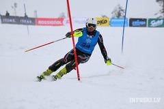 Kalnu slēpotājs Zvejnieks izcīna 4.vietu FIS sacensībās Francijā