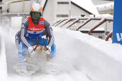 Eiropas čempionātā kamaniņu sportā Siguldā rīkotāji sagaida mājinieku medaļas un trases rekordus