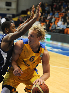 Ventspils basketbolisti Izaicinājuma kausa mačā galotnē piekāpjas Ļubercu Triumf (FOTO)