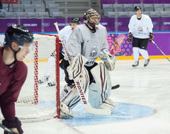 Latvijas hokejisti svētdien rīta treniņu aizvadījuši nemainīgos virknējumos; pārbaudes spēles ar Austriju nebūs