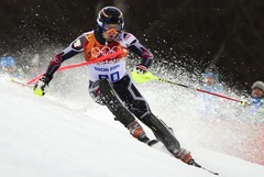 Onskulis kā vienīgais no Latvijas kalnu slēpotājiem kvalificējas slaloma otrajam braucienam