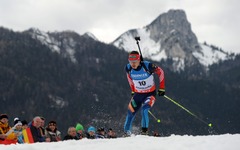 Divkārtējais olimpiskais čempions biatlonā Ustjugovs paziņo par karjeras beigām