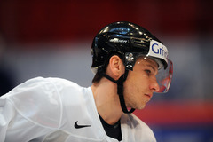 Pirmajā oficiālajā hokeja izlases treniņā piedalās arī Laviņš