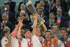 UEFA Eiropas līgā triumfē Sevilla futbolisti
