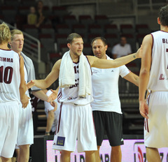 Latvijas izlases basketbolisti atslābumam ļauties nevar