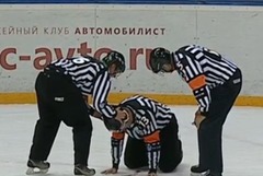 VIDEO: Tiesnesis KHL spēlē guvis atvērtu deguna lūzumu