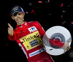Kontadors trešo reizi karjerā triumfē prestižajā Vuelta Espana velobraucienā
