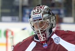 papildināts (20:51) -  Rīgas Dinamo par spīti lielajam spiedienam zaudē Jokerit hokejistiem