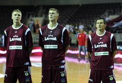 Latvijas basketbolisti pirms Rīgā gaidāmā EČ aizvadīs deviņus pārbaudes mačus