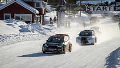 FOTO: Baumanis sasniedz RallyX on Ice sacensību finālu Zviedrijā