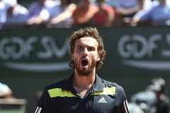 Gulbis izsēj drošu pārsvaru un pirmajā setā piekāpjas Istominam