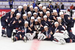 ASV hokejistes pasaules čempionāta finālā pārspēj Kanādu