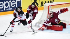 Latvija pasaules čempionātu uzsāk ar bezierunu kapitulāciju Kanādai