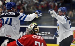 Pasaules hokeja čempionāts turpinās ar četriem apakšgrupu mačiem
