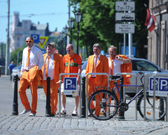 FOTO: Nīderlandes oranžie līdzjutēji ieņem Rīgu