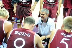 Latvijas basketbola izlase pārbaudes turnīru noslēdz ar zaudējumu pret gaidāmā finālturnīra pretinieci Igauniju