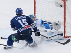 Bārtulis un Karsums apmainās vārtu guvumiem savstarpējā KHL mačā