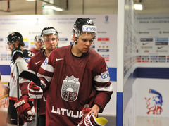Uz pirmo Latvijas hokeja izlases treniņu uzaicināti 26 hokejisti