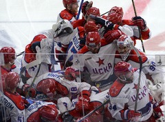 CSKA pagarinājumā uzveic KHL čempioni SKA un iekļūst Gagarina kausa finālā