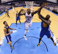NBA: Thunder iemet 133 punktus Goldensteitai, atgūst vadību sērijā