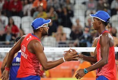Pārsteidzošais Kubas pludmales volejbola duets Diass/Gonzaless apstājas ceturtdaļfinālā