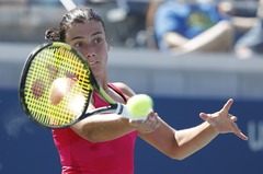 Sevastova atspēlē sešas setbumbas un otro reizi šomēnes uzvar Bondarenko