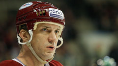 Ozoliņš turpina izskatīt KHL klubu piedāvājumus