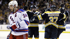 «Bruins» vēlreiz uzveic «Rangers» un sērijā panāk 2-0