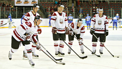 Atceltas Latvijas hokeja izlases pārbaudes spēles Sočos