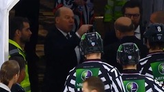 Video: Treneris Kīnans ļoti dusmīgs uz KHL tiesnešiem